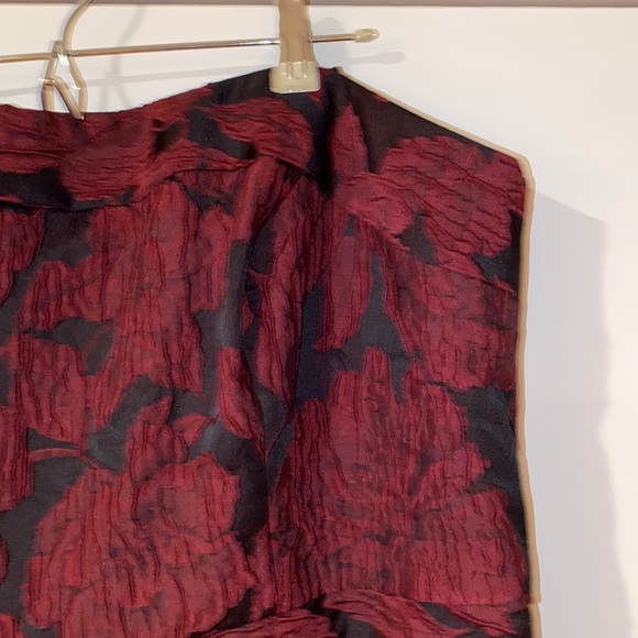 Allen Schwartz Strapless Gown - Picture 4 of 16